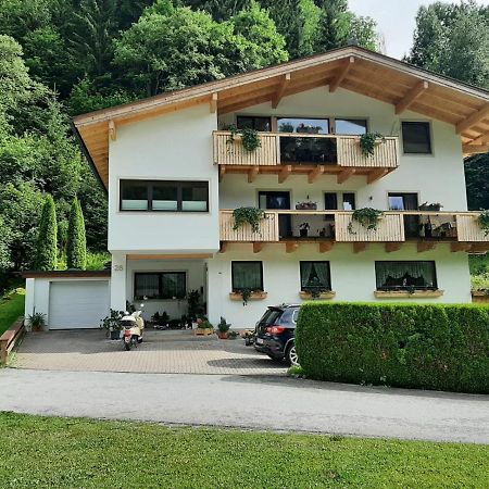 Gemütliche Wohnung 10 Minuten vom See entfernt Zell am See Exterior foto
