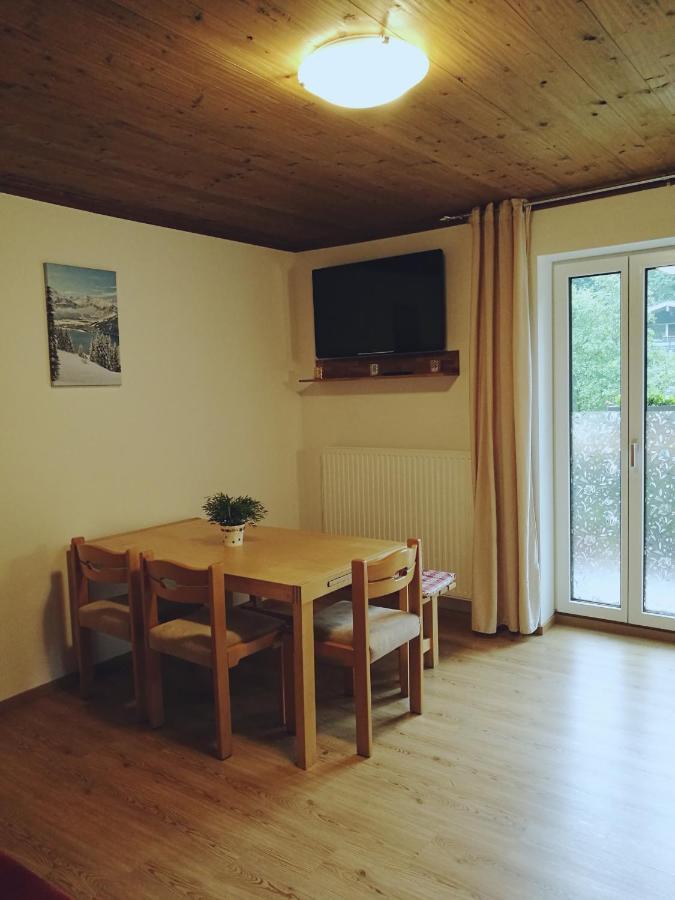 Gemütliche Wohnung 10 Minuten vom See entfernt Zell am See Exterior foto